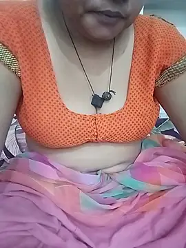 Menka_cut34 webcam