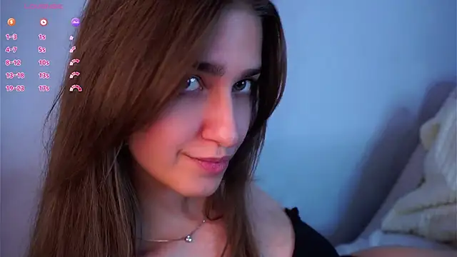 ClarineCasebolt webcam
