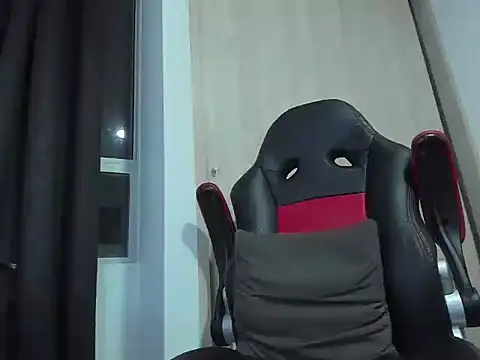 Alexander_Martines webcam