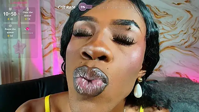 EbonyHansNight webcam