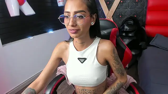 KarlaSlutSkinny__ live cam on StripChat