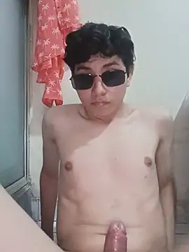 twinkboy593 live cam on StripChat