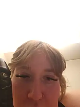 MillfBBWMommy webcam