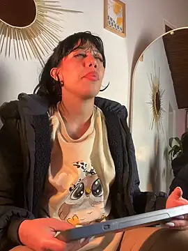 _zoe_bakerr webcam