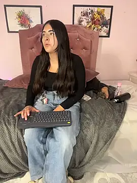 Maggiee_1 webcam