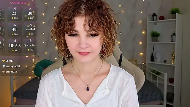 Kira__Fluffy webcam