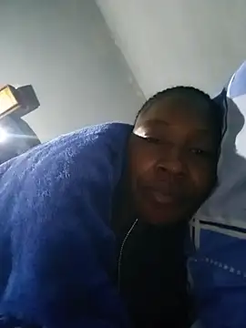 Queennewmind webcam