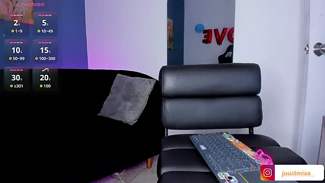 Justmia69 webcam