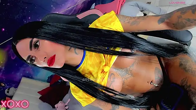 Nella_Dolls webcam