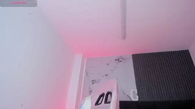 Chloemuaak webcam