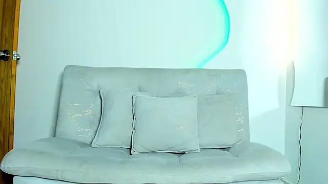 ArohomLester_ webcam