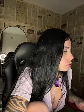 i_am_nina_ webcam