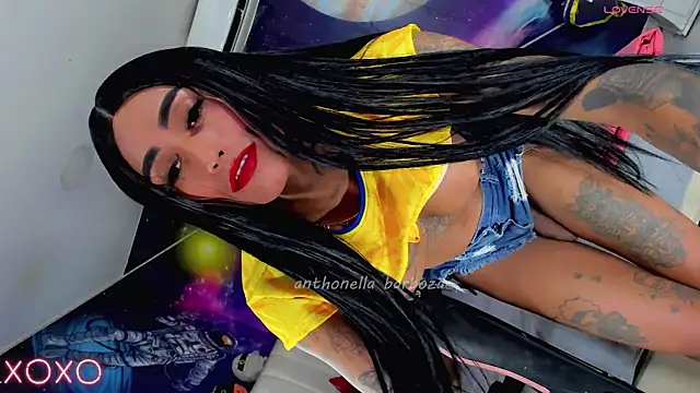 Nella_Dolls webcam