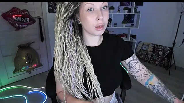 HoneySallyMoore webcam