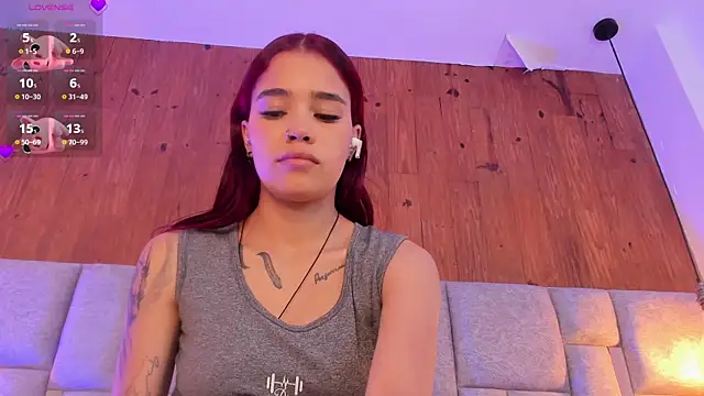 camilaa_smith_ webcam