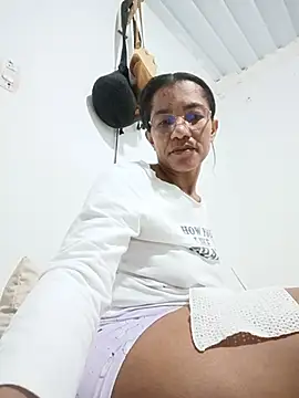 Bigassmommy_x webcam