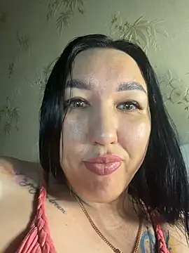 Naughtbaby_2025 webcam