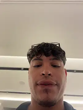 alekzamo Live Web Cam Show