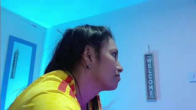 naya_10 webcam
