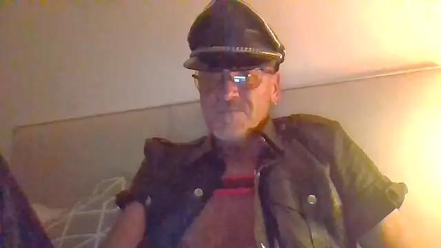 NottsLeather webcam