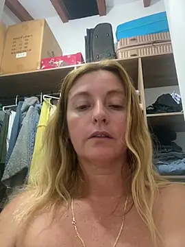 moniquerainx webcam