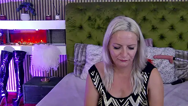 LadyTouch webcam
