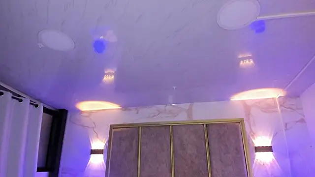 LolaGray__ webcam