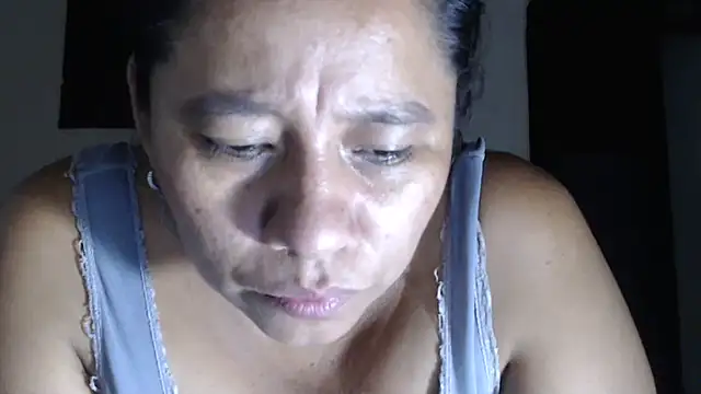 adrixxx38 webcam
