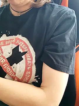 Aashikalaa webcam