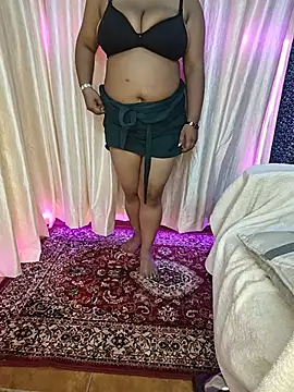 Curvy_Pooja webcam