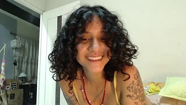 AlinaWoolf_