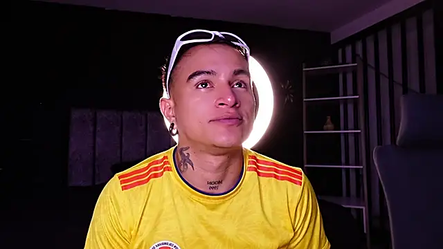 LiamDeep webcam