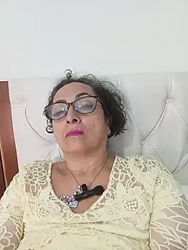 AlessandraLeroy webcam