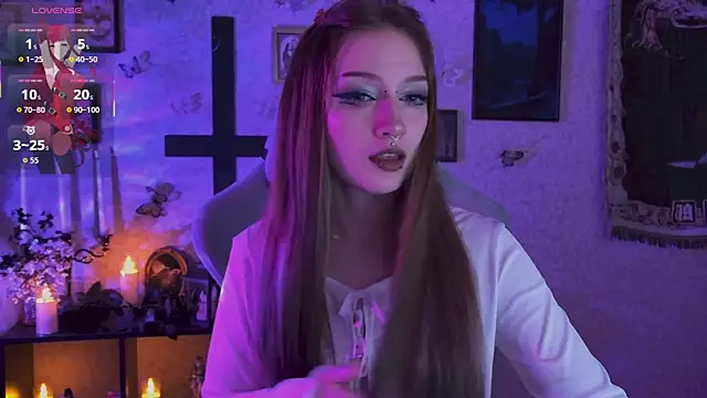 LiliLuna webcam