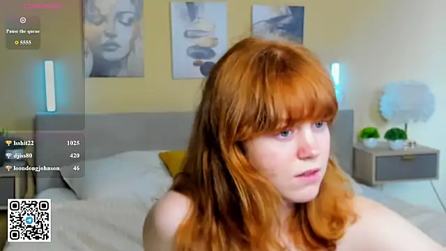 ReneeFoxy_ webcam