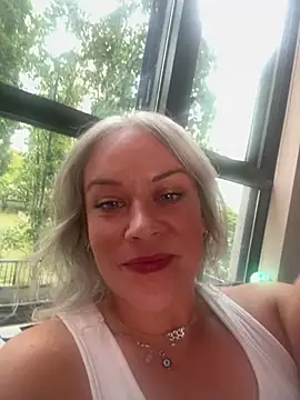 Cherry_Blaster webcam