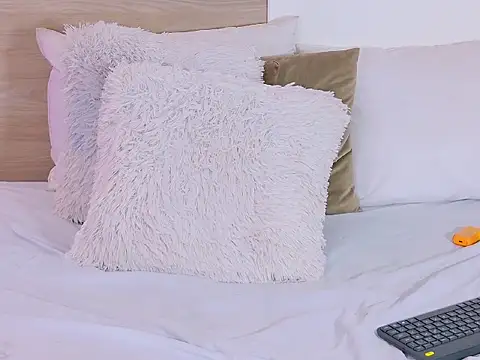 DanielaMorgans webcam