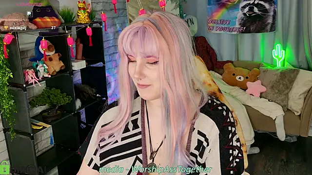 Candy-yeah webcam