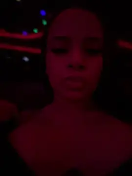 monikee69 live cam on StripChat
