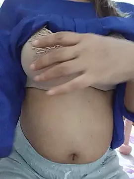 Tanha18 live cam on StripChat