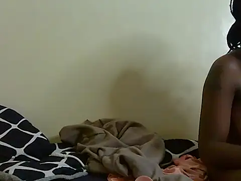 roziebeauty webcam