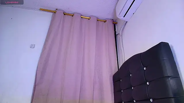 Mia_depp webcam