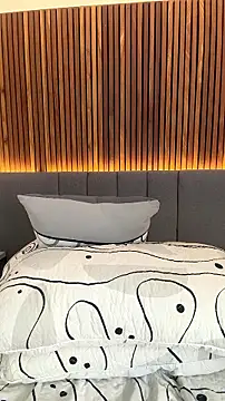 EmiilyAdams_ webcam
