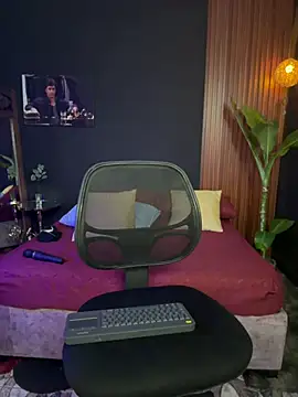 luna_sunflower__ webcam