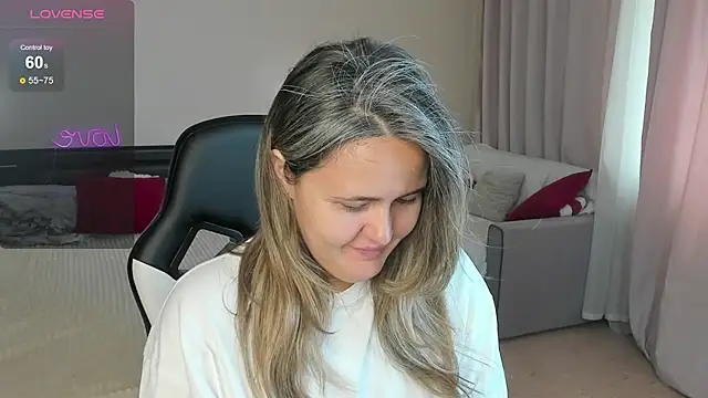 LilyBel webcam