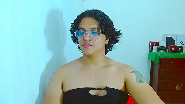 Diane_exotic webcam
