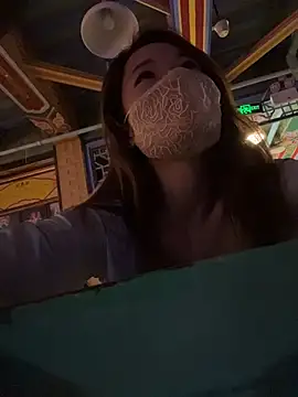 kiss_loo webcam
