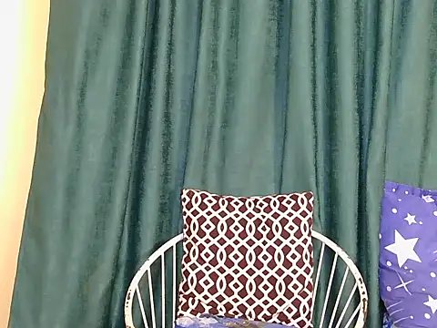 sly_silk webcam