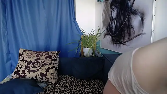 cornflower_mm webcam