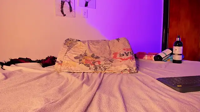 annita_lopez webcam